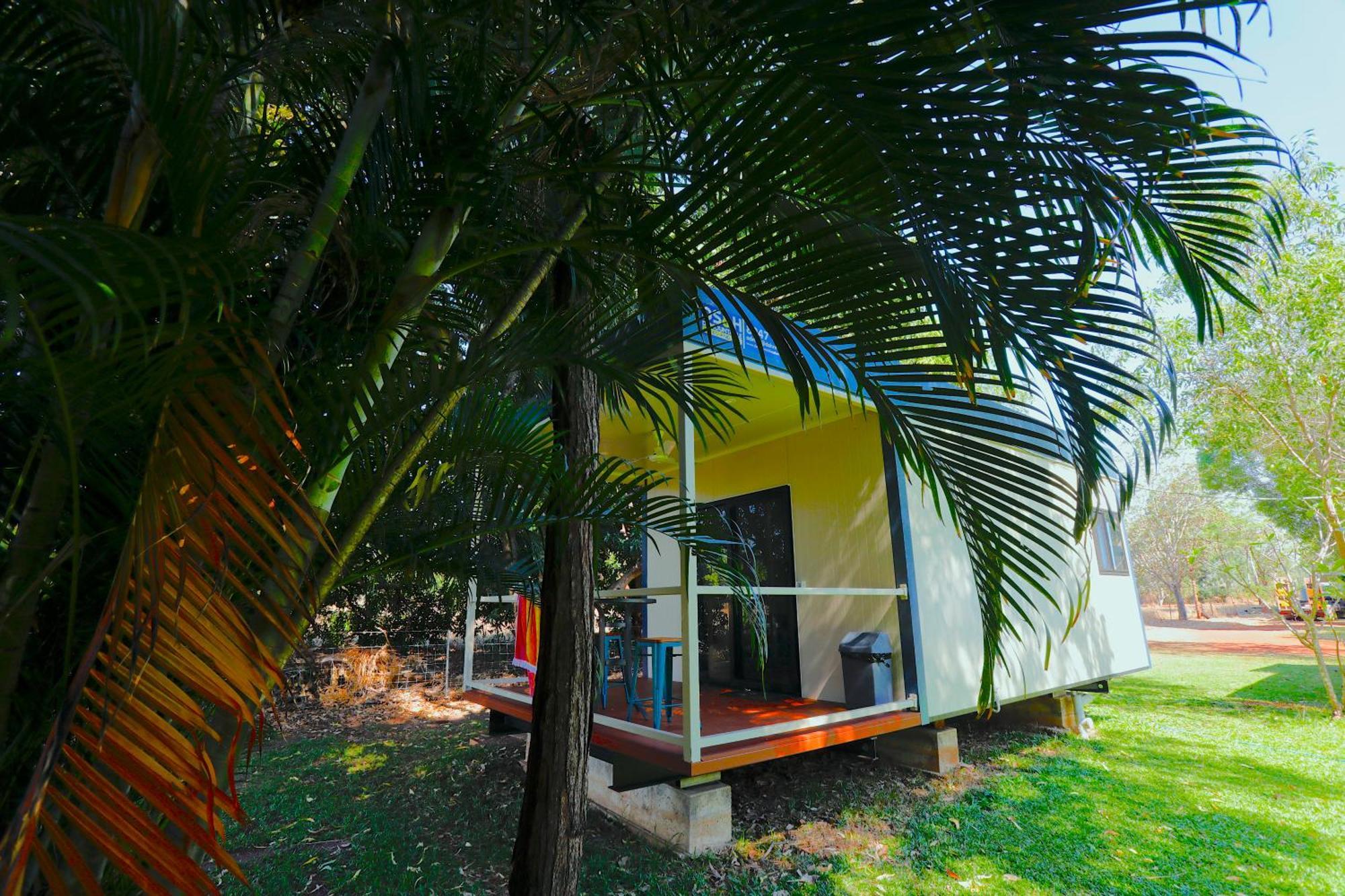 Banyan Tree Hotel Batchelor Ngoại thất bức ảnh